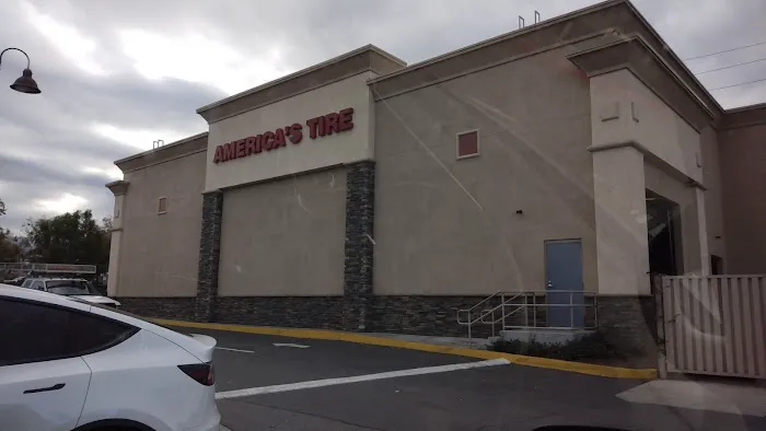 America's Tire 3