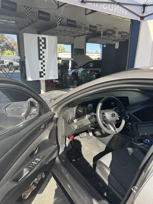 Safe Choice Auto Glass (Repair Specialist) 9