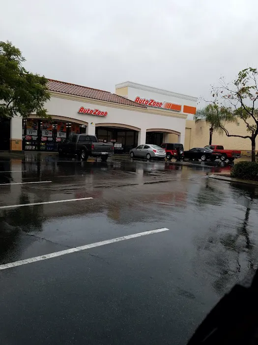 AutoZone Auto Parts 1