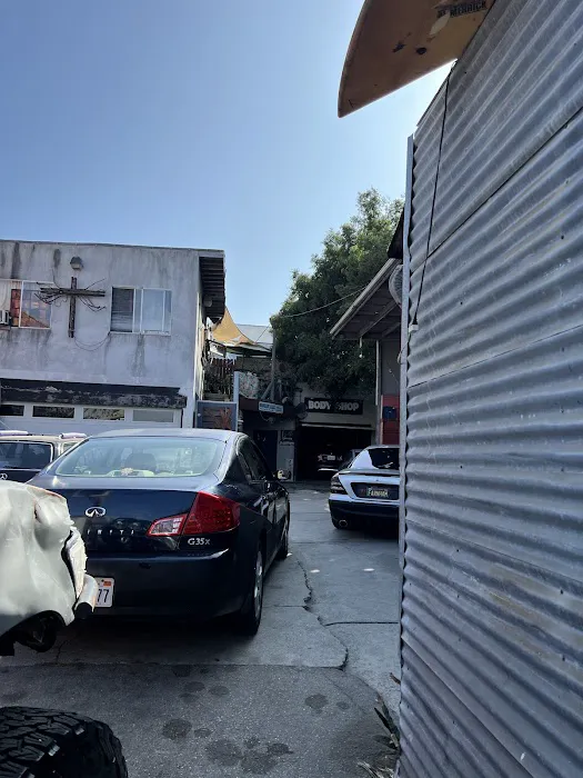 Venice Beach Auto Body 7