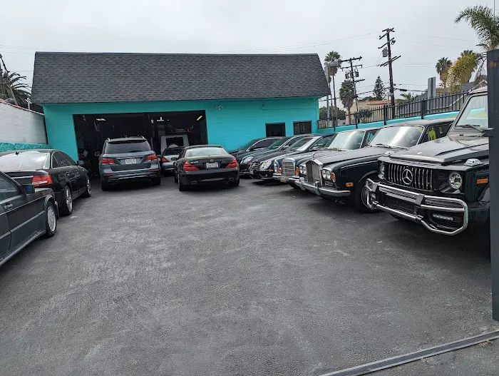 The Secret MBZ Garage 3