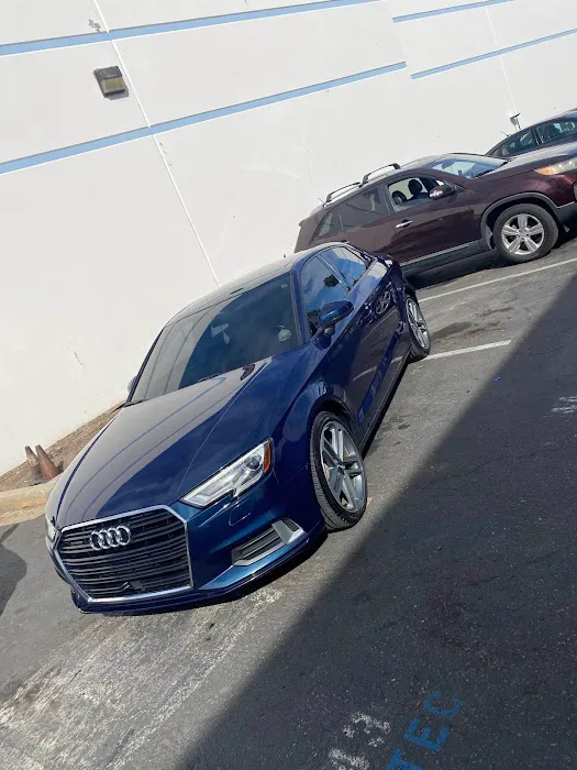 Motec Auto Body Collision 1