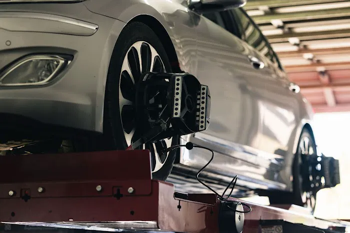 WOW Automotive & Alignment 4