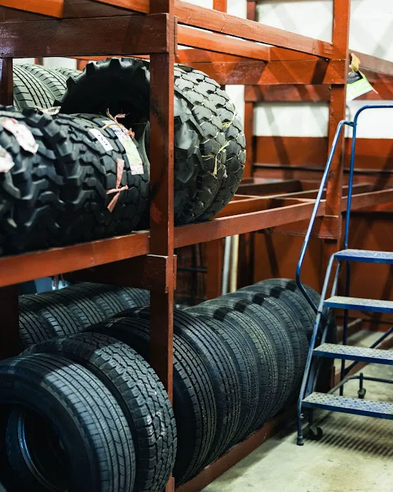 WOW Automotive & Alignment 3