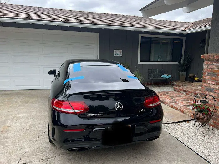 Genie Auto Glass Service 8