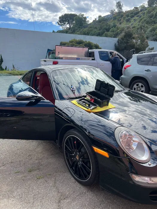 Genie Auto Glass Service 6