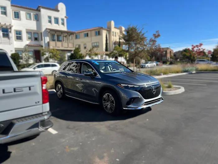Genie Auto Glass Service 9