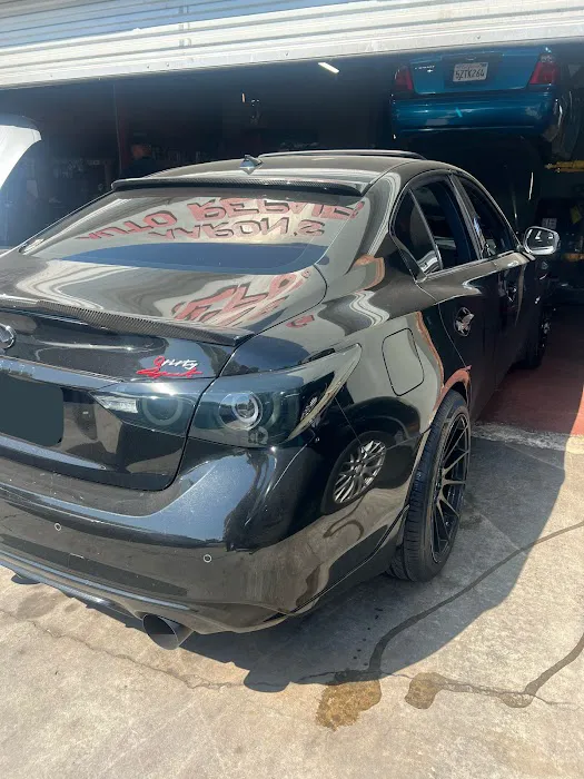 Aaron's Auto Repairs 6