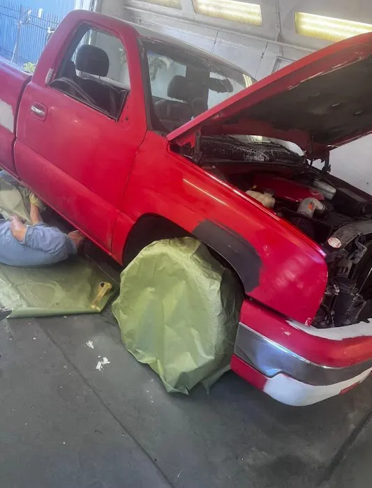 Dentfixs Auto Body 7
