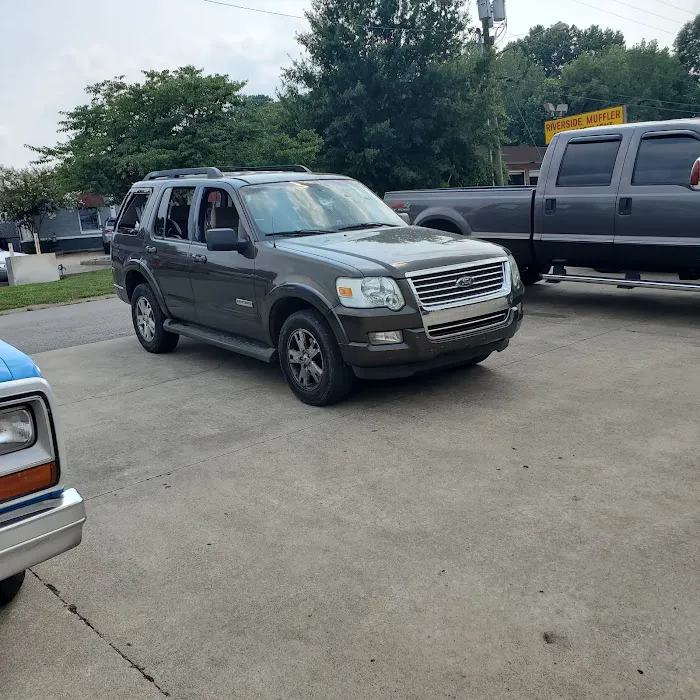 Cato's Auto Glass 3