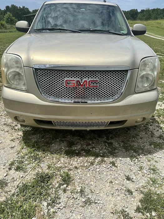 RMN Headlight Restoration & Windshield Repair 9
