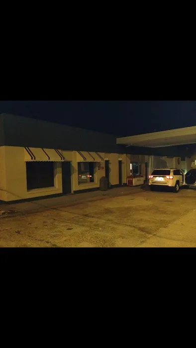 Buster's Garage 3