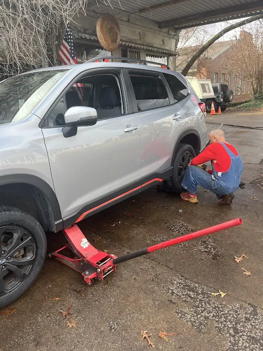 Bill's Tire Services 8
