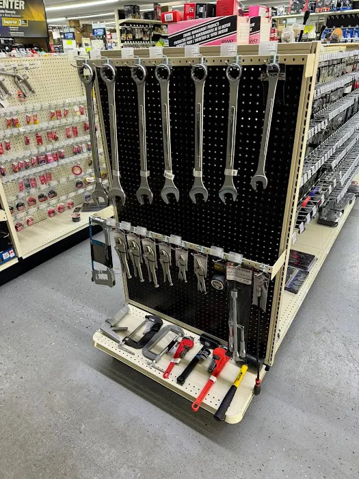 BARLOW AUTO & TRUCK PARTS 3