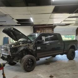 Welch and son Auto Body ico