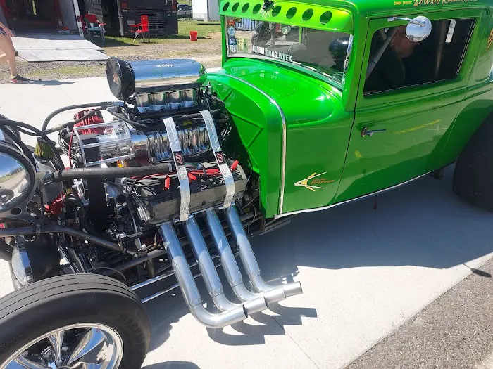 Broadway Auto Body 1