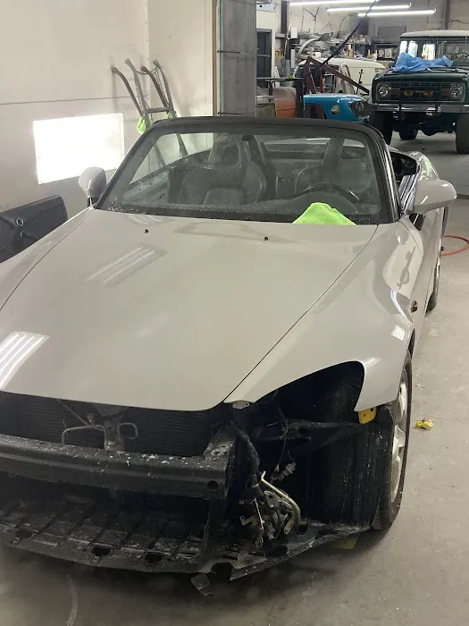 Guthries Paint & Body Shop 0