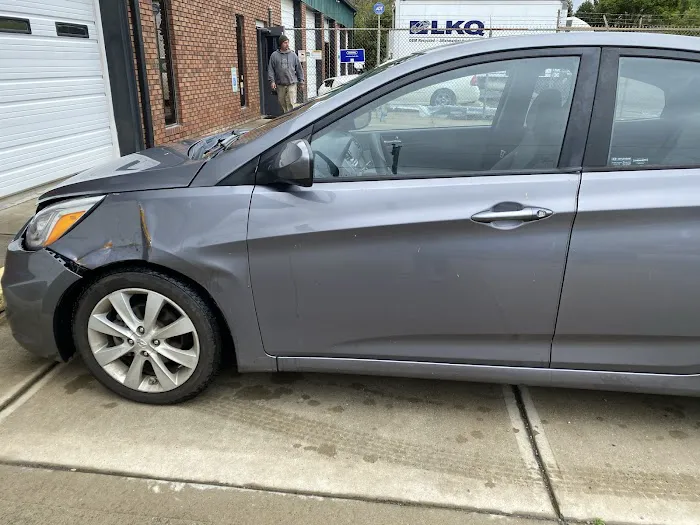Tom's Body Shop LLC 4