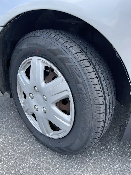 Express Oil Change & Tire Engineers 3
