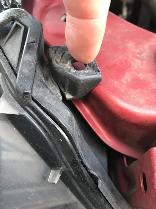 Nissan Service 8