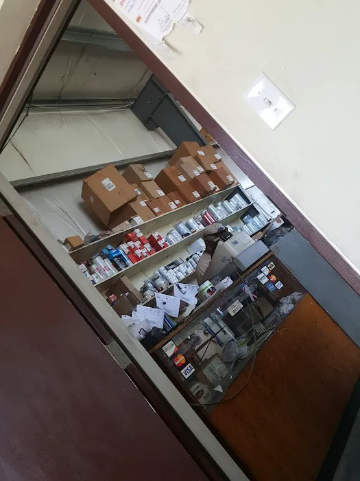 Daniels Service Center 1