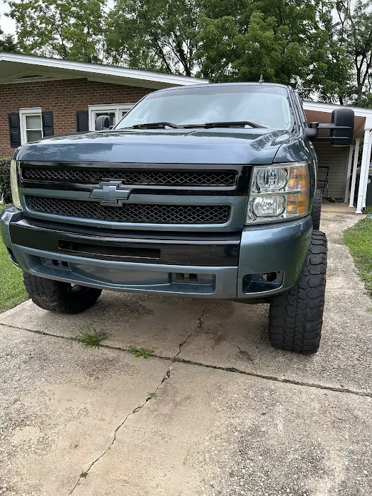 D&J paint and Autobody llc 4