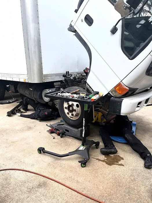 Liberty Auto Service and Custom Exhaust 8