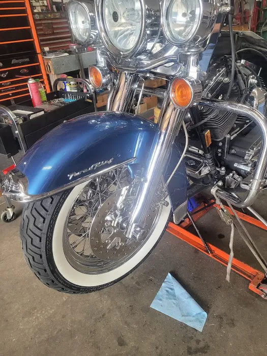 76 Cycle Shop 3