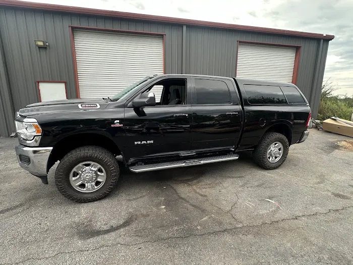 Carnesville Paint & Body 9