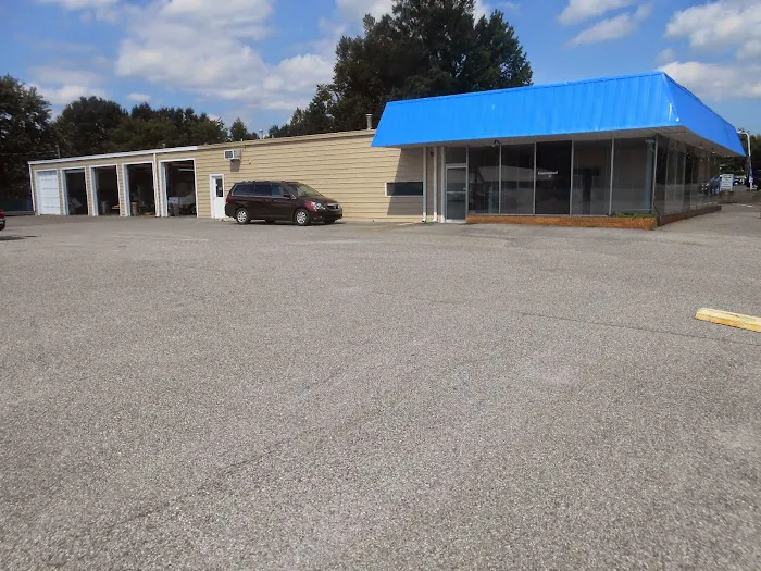 Battleground Collision Center / Body shop 0