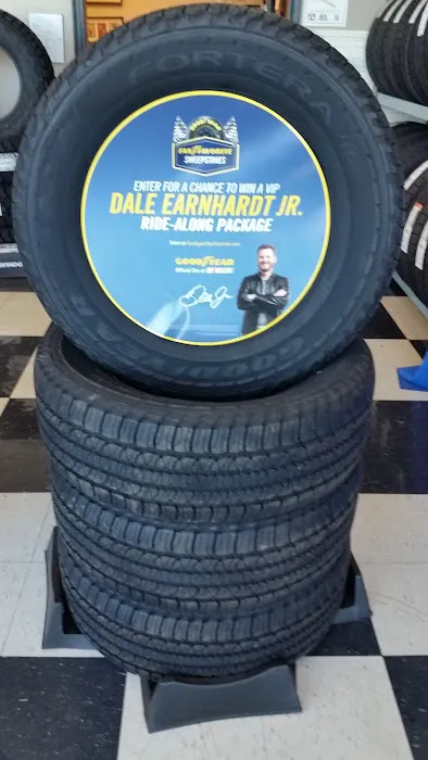 Mr. Tire Auto Service Centers 3