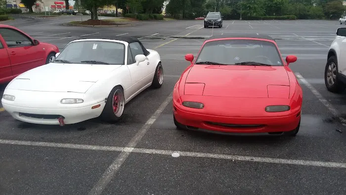Buck's Independent Sta & Super 0