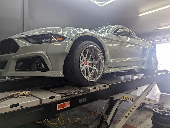 Right Price Auto Repair 1