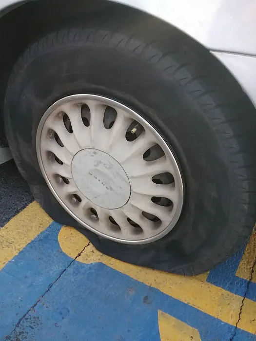 Walmart Auto Care Centers 4