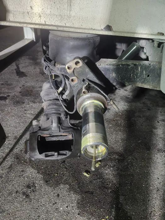 I 40 truck and trailer repair 6
