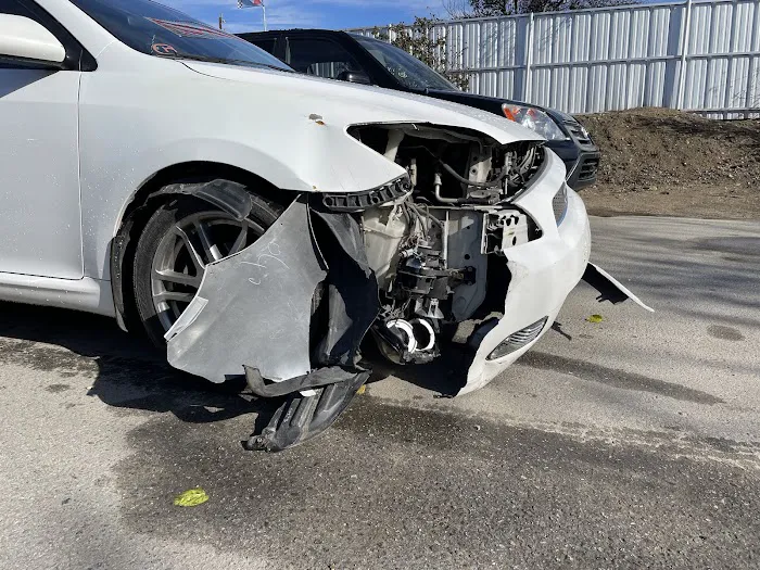 ARON AUTO BODY SHOP 4