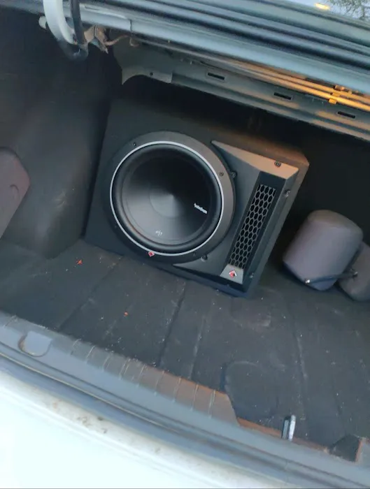 Marina Auto Stereo 2