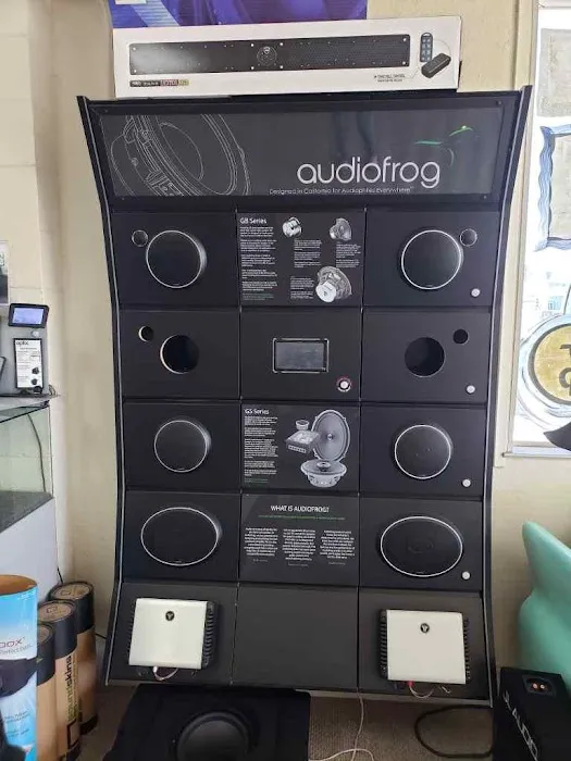 Marina Auto Stereo 7