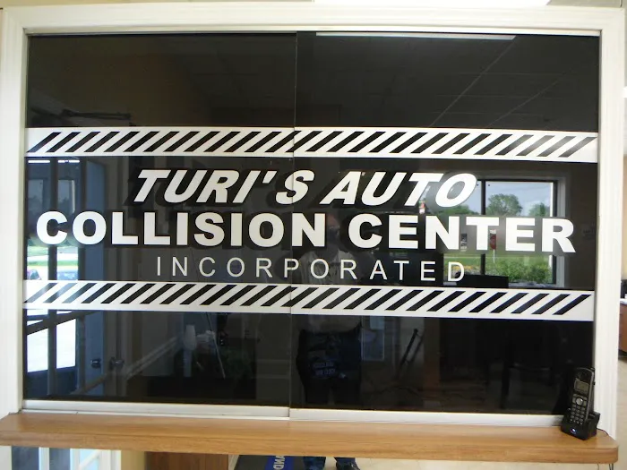 Turi's Auto Collision Center 4