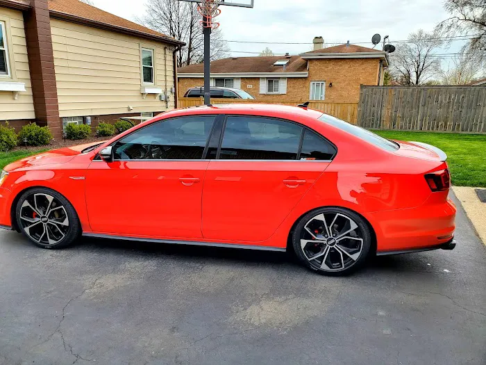 Larry Roesch VW of Bensenville Parts Department 2