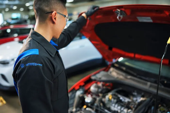 Volkswagen Service Center 3