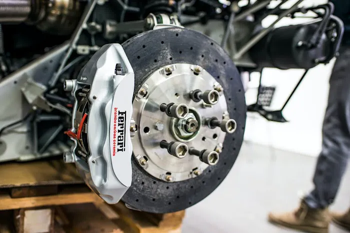 J&G Automotive 0