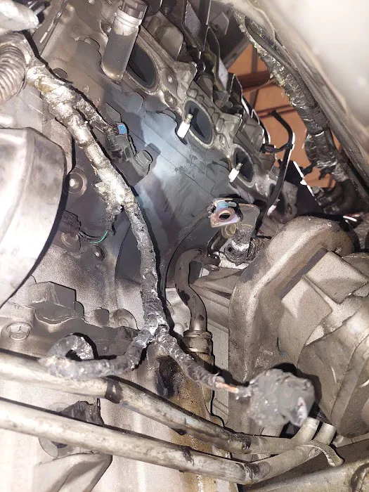 V8 auto repair 7