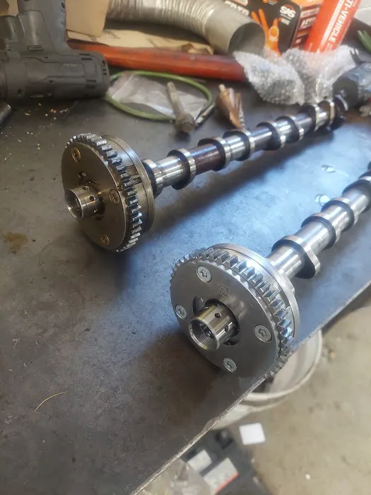 V8 auto repair 6