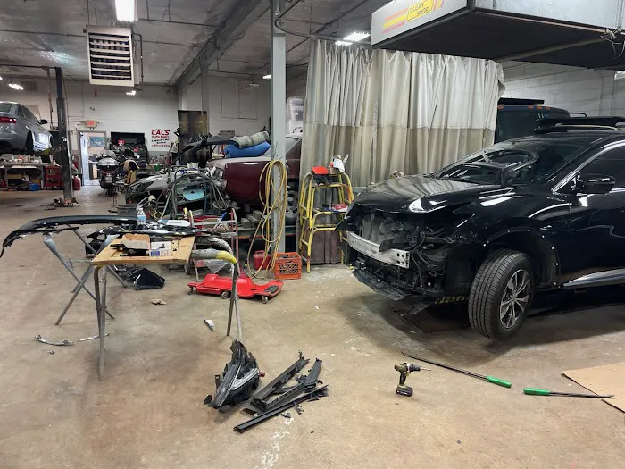 Cal's Auto Body & Repair 0