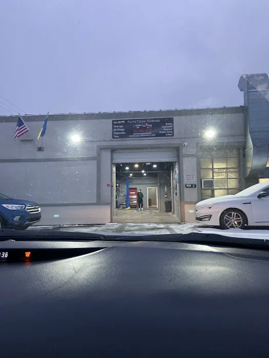 AutoTech Garage 7