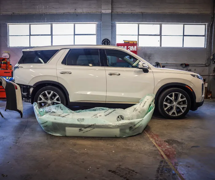 Wreck Center Auto Body Paint and Collision Repair 4