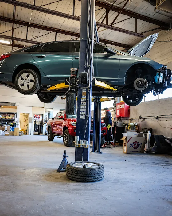Wreck Center Auto Body Paint and Collision Repair 9