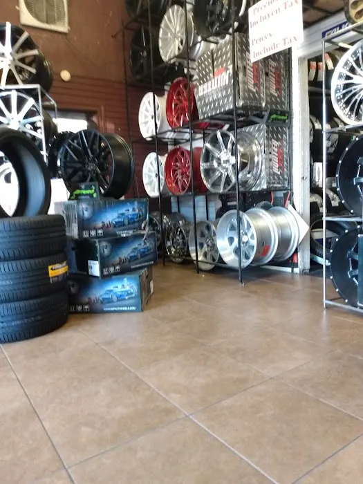 El Patron Tires 6