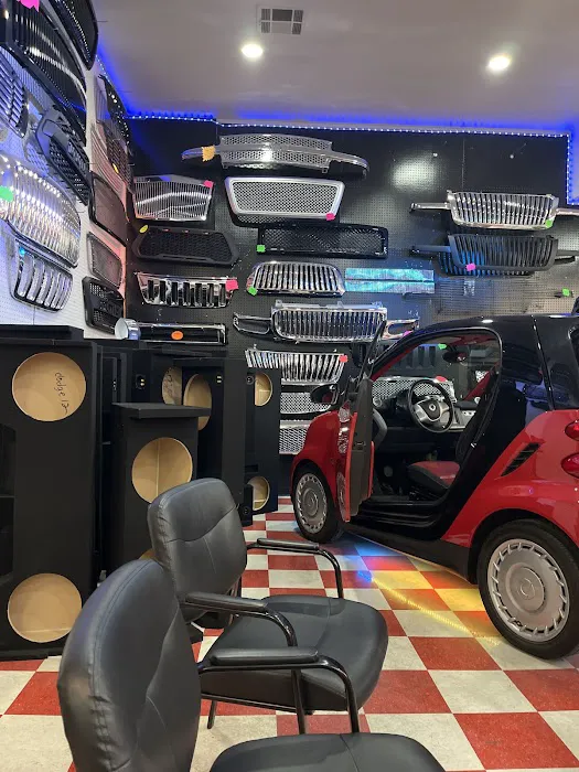 Lobo Auto Accessories 2